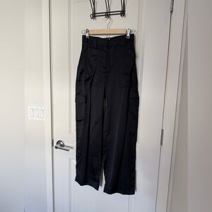 New Abercrombie Black Satin Cargo Pants (00 short)